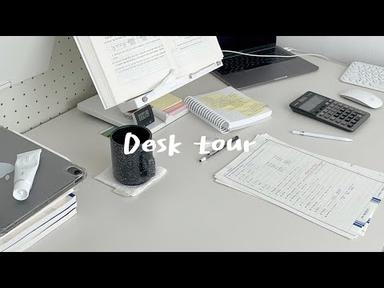 💻 Desk Tour : 공부하는 사람이 24/7 함께하는 필수템! | 구덕자 이벤트🎁 | 어쩌다 미니멀리스트 | 책상, 독서대, 계산기, 노트, 책장, 시계, 안경 추천